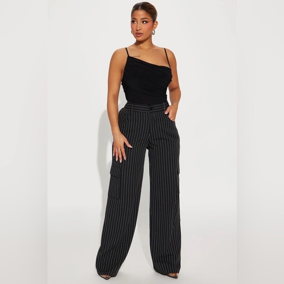 Fashion Nova Pants - EUC Fashion Nova Nikki Cargo Trouser - Black/white pinstripe